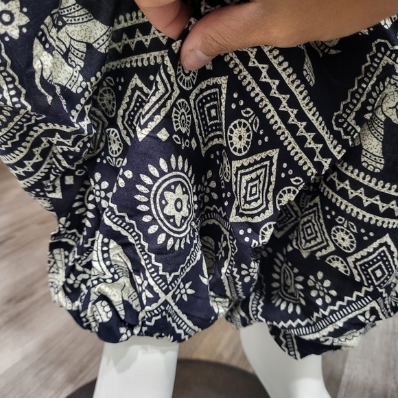 Chinrada - Smocked Waist harem PLUS SIZE 2XL πΉπ - Picture 11 of 13